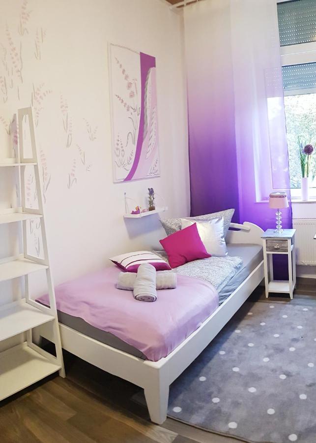 Elena Flat Lavendel Duisburg Zentrum Buitenkant foto